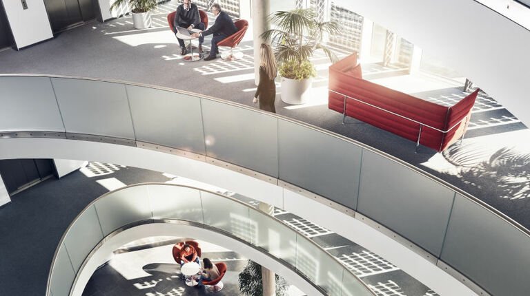 SMA Solar Technology AG behaalt hogere omzet en winst in het boekjaar 2022 en verhoogt de prognose voor 2023