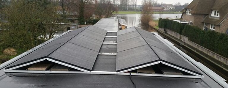 Zonnestroominstallatie op een woonboot - Valkenburg Nederland
