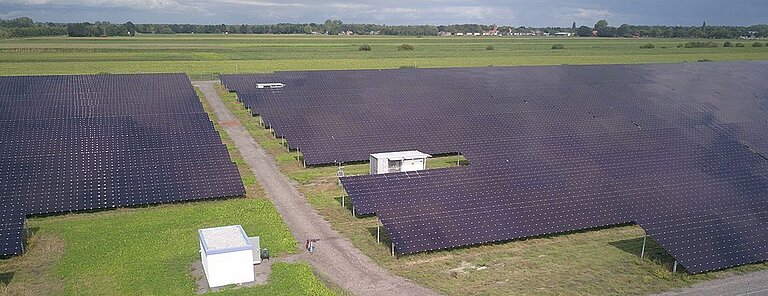 Industriële systemen: Zonnepark Lange Runde - Emmen, Nederland
