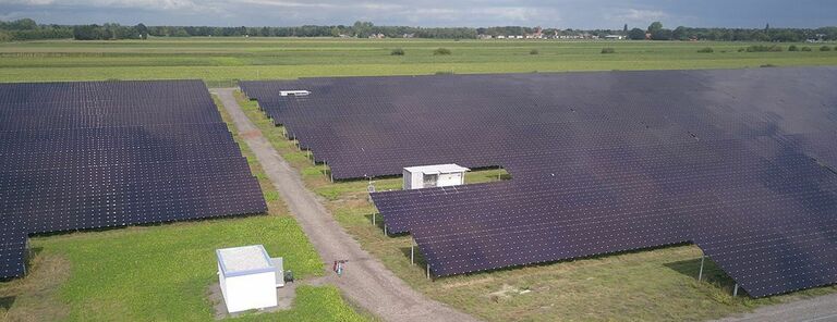 Industriële systemen: Zonnepark Lange Runde - Emmen, Nederland
