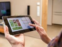 Welke mogelijkheden zijn er voor de monitoring en visualisatie van een zonnestroominstallatie?