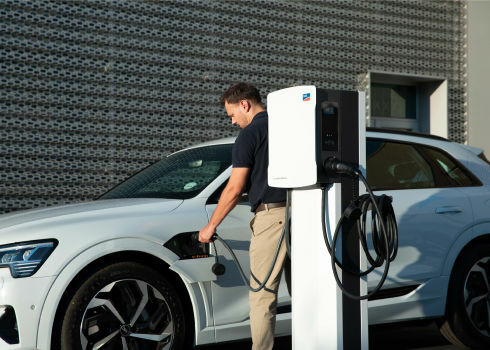 SMA Commercial eMobility Solution